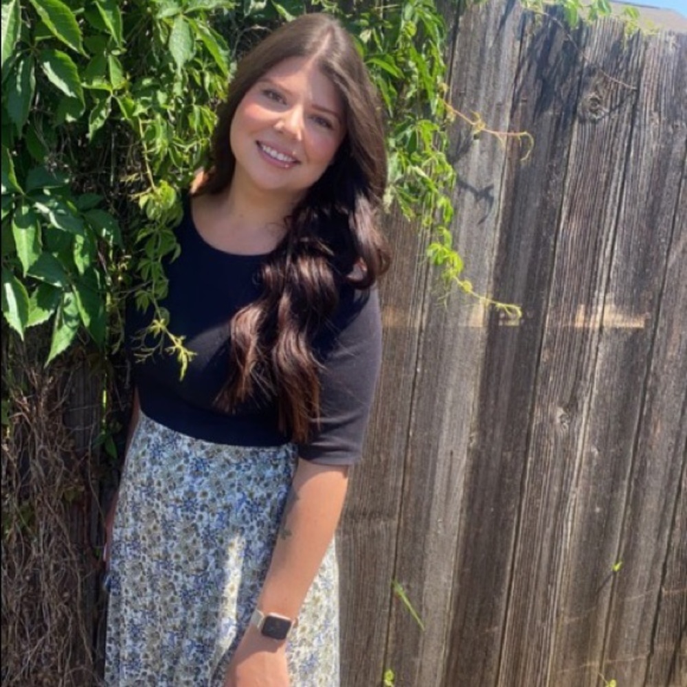 Meet your Posher, Whitney